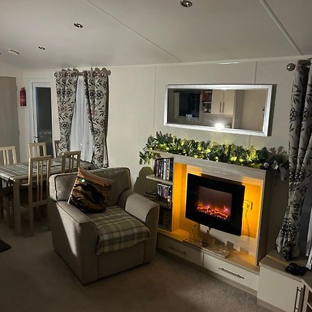Hares Haven Pet Friendly Sleeps 6 Villa Kingston upon Hull ภายนอก รูปภาพ