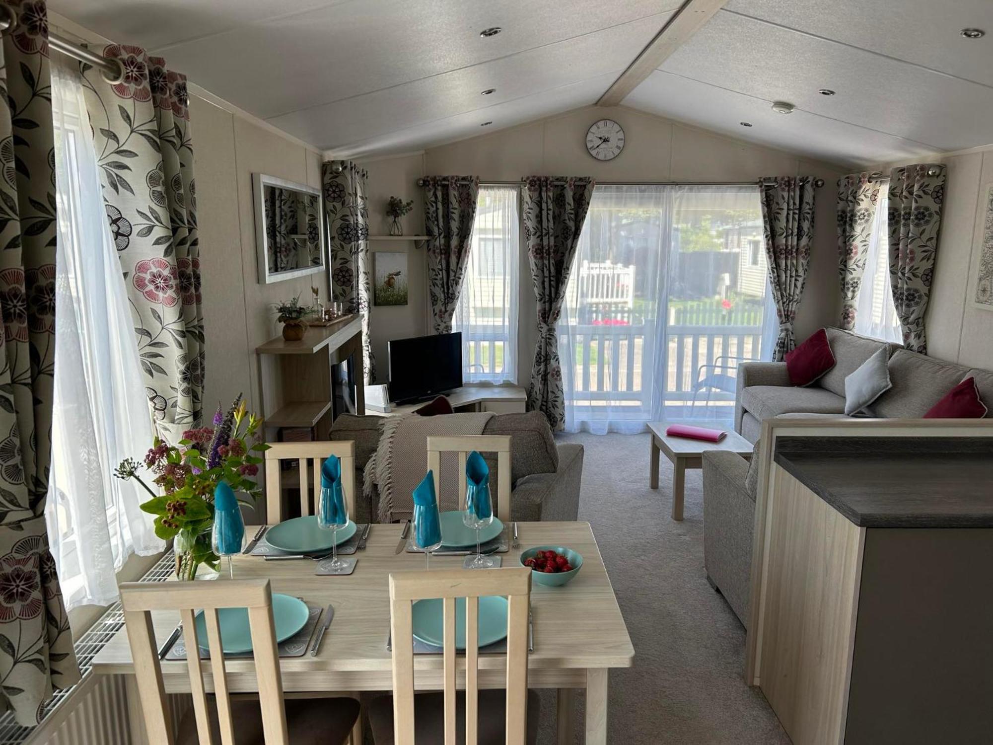Hares Haven Pet Friendly Sleeps 6 Villa Kingston upon Hull ภายนอก รูปภาพ