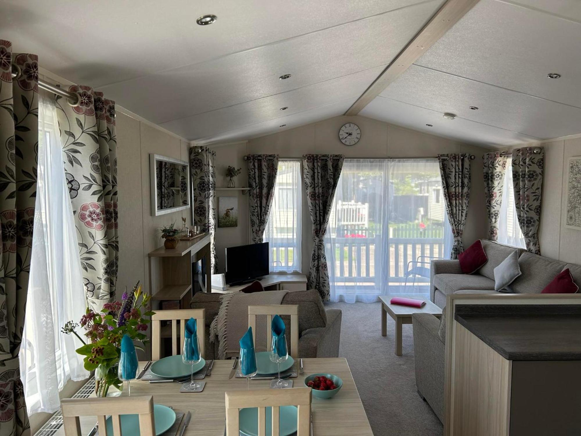 Hares Haven Pet Friendly Sleeps 6 Villa Kingston upon Hull ภายนอก รูปภาพ
