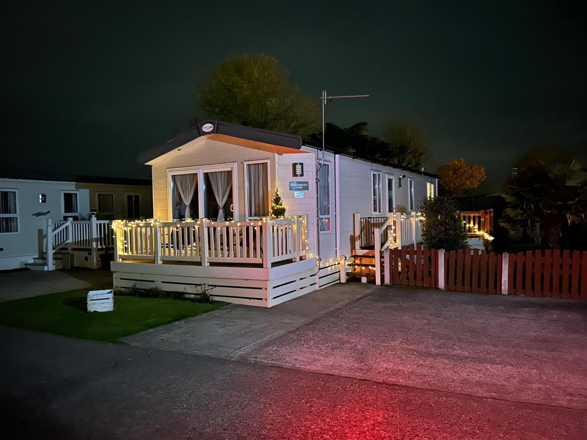 Hares Haven Pet Friendly Sleeps 6 Villa Kingston upon Hull ภายนอก รูปภาพ